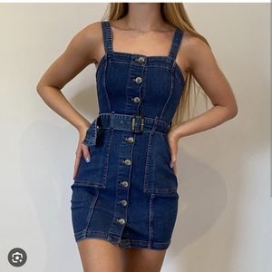 New Denim dress with belt